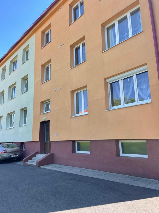 Apartman V Kratke Kamenicky Senov Экстерьер фото